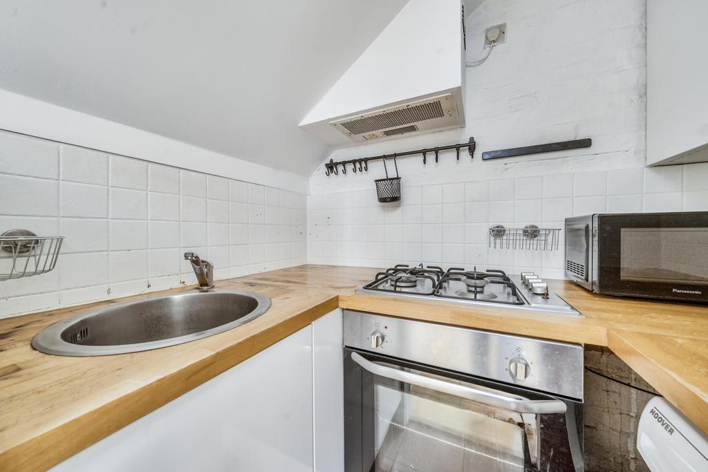 1342809-7-68a4863...