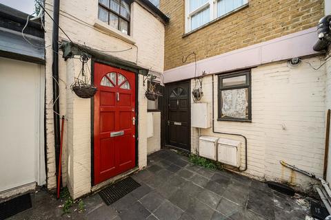 1 bedroom maisonette for sale, Uxbridge Road, London