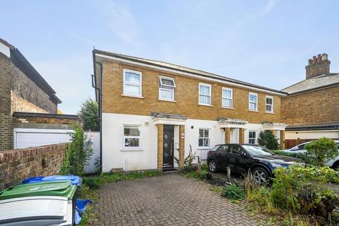 2 bedroom end of terrace house for sale, Elms Lane, Wembley