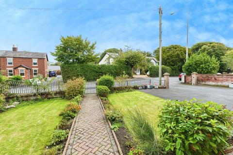 4 bedroom detached house for sale, Garstang Road, Preston PR3