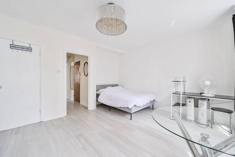 undefined, CLEVELAND STREET, W1T, Fitzrovia, London, W1T
