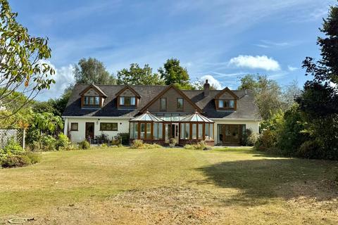 4 bedroom detached house for sale, Kitwalls Lane, Milford on Sea, Lymington, Hampshire, SO41