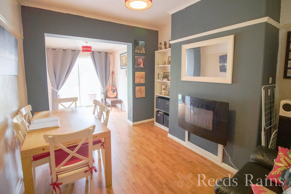 Dining/Sitting Room