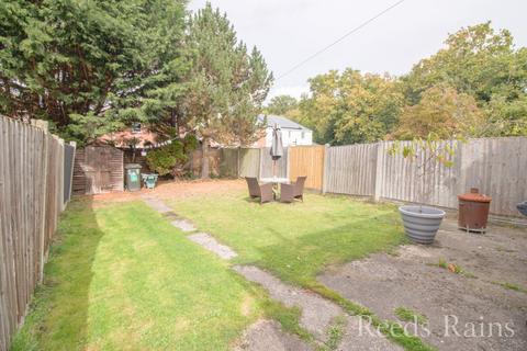 undefined, Straker Avenue, Cheshire CH65