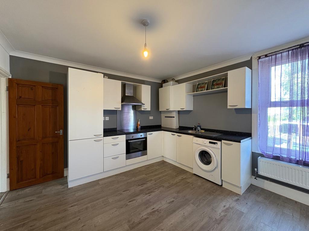 2 bed flat to rent Victoria Road, Southampton SO1