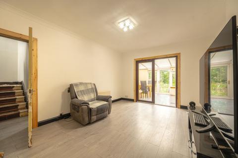 Athol Terrace, Bathgate, EH48