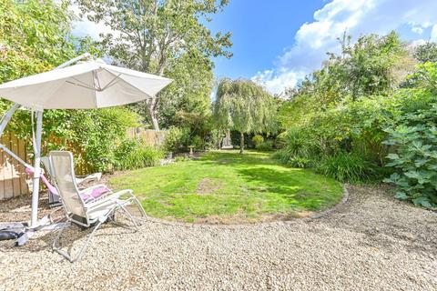 3 bedroom flat for sale, Exeter Road, Mapesbury Estate, London, NW2