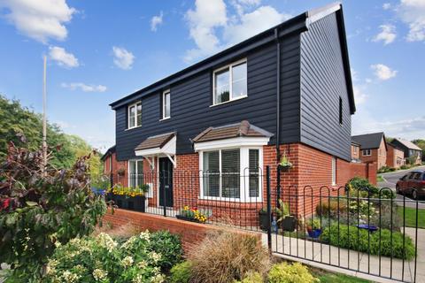 undefined, Rushetts Lane, Crawley Down, RH10
