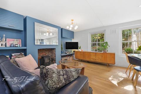 undefined, Richmond Road, LONDON E8