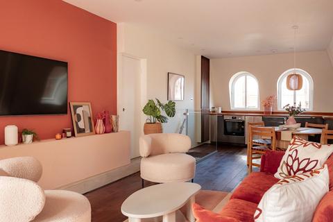 2 bedroom apartment to rent, Curzon Street, Mayfair W1J