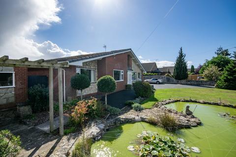 5 bedroom detached bungalow for sale, Soulton Road, Wem SY4