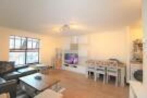 2 bedroom flat to rent, Verbena Close, London