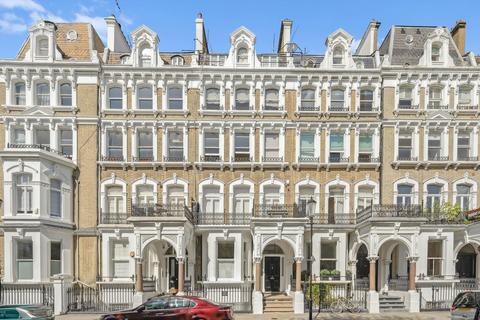 3 bedroom apartment for sale, Redcliffe Square, London, SW10