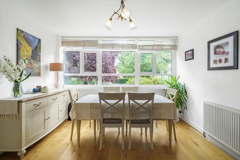 3 bedroom flat for sale, Kersfield Road, London SW15