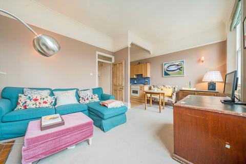 1 bedroom flat for sale, Claverton Street, London SW1V