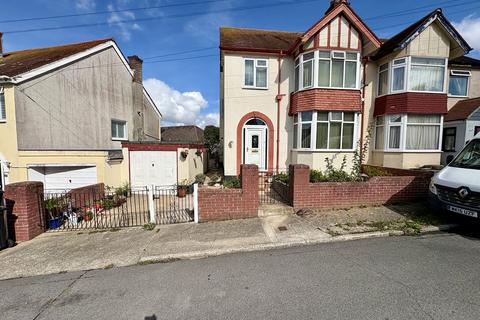 Cedar Court Road, Torquay