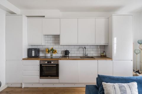1 bedroom flat for sale, Bermondsey Street, London, SE1