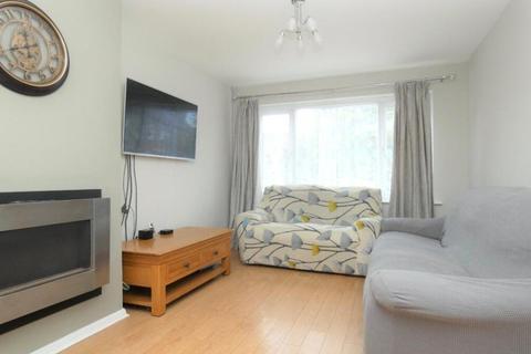 3 bedroom apartment to rent, Hawtrey Road, London, NW3