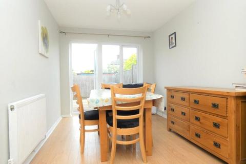 3 bedroom apartment to rent, Hawtrey Road, London, NW3