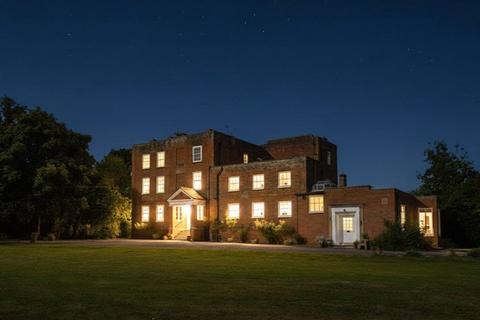 3 bedroom apartment for sale, Wood Lane, Reading RG7