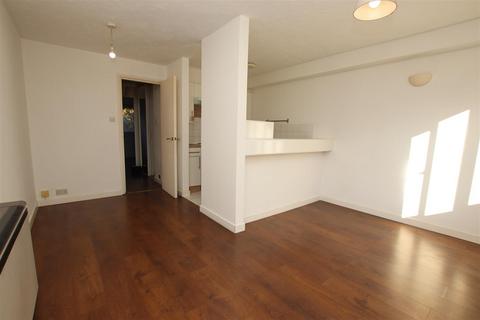 61 Cooper Close, Greenhithe, DA9 9PP