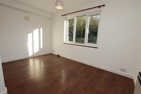 61 Cooper Close, Greenhithe, DA9 9PP
