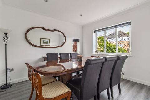 undefined, Winchester Drive, Pinner, HA5