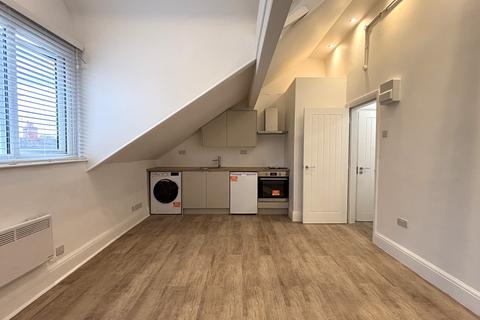 undefined, Knighton Road, Leicester LE2