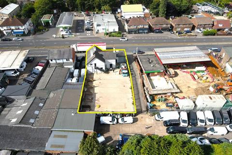 undefined, Brighton Road (R), Tadworth KT20