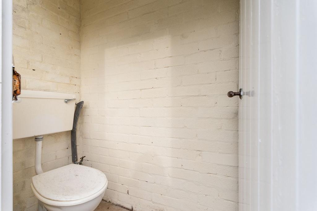 Outside Wc