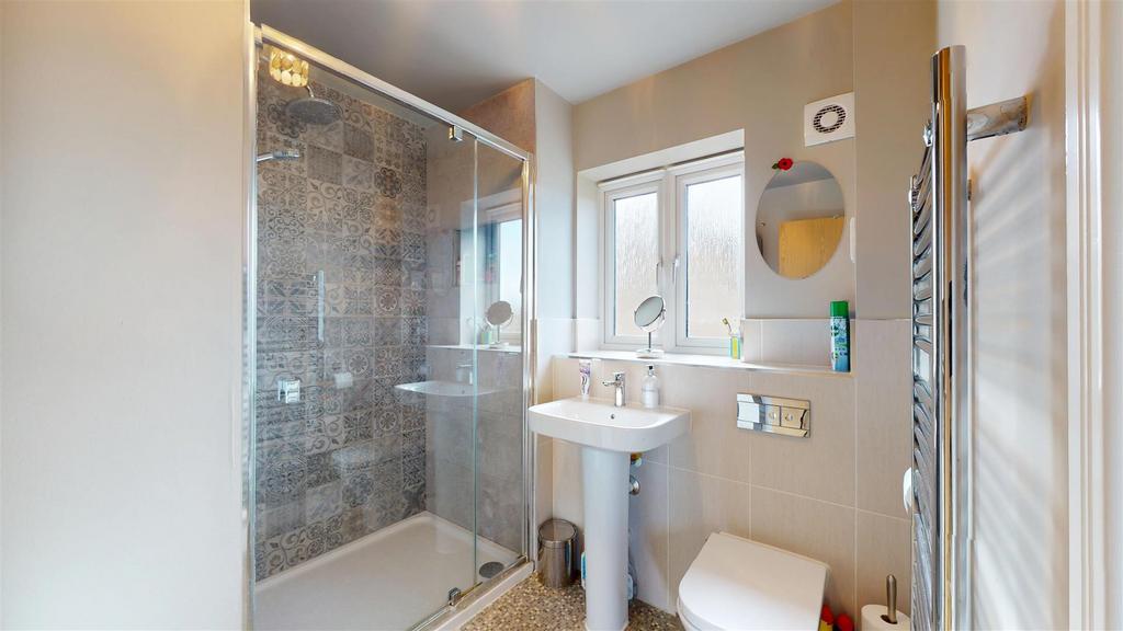 En Suite Shower