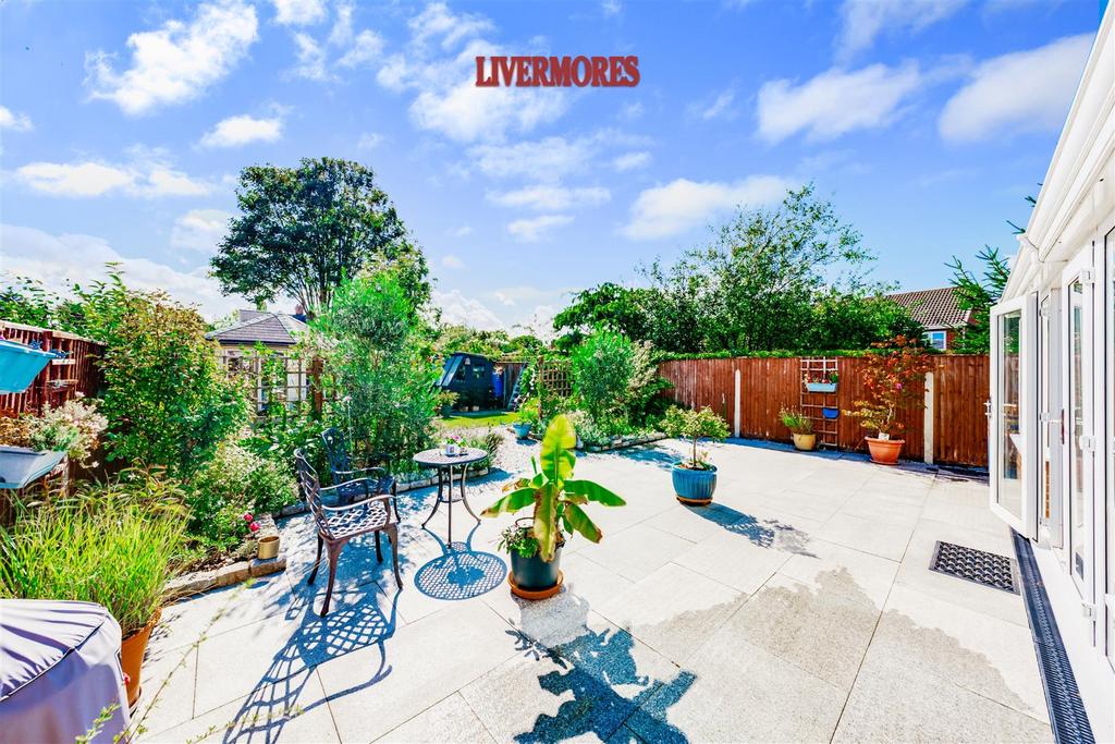 Garden 2.jpg