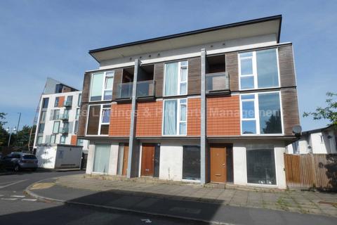 undefined, Bell Crescent, Beswick, Manchester, M11 3UA