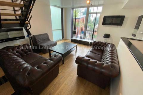 undefined, Bell Crescent, Beswick, Manchester, M11 3UA