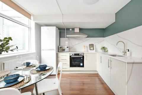 4 bedroom apartment to rent, Broomgrove Road, Sheffield S10