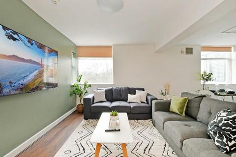4 bedroom apartment to rent, Broomgrove Road, Sheffield S10