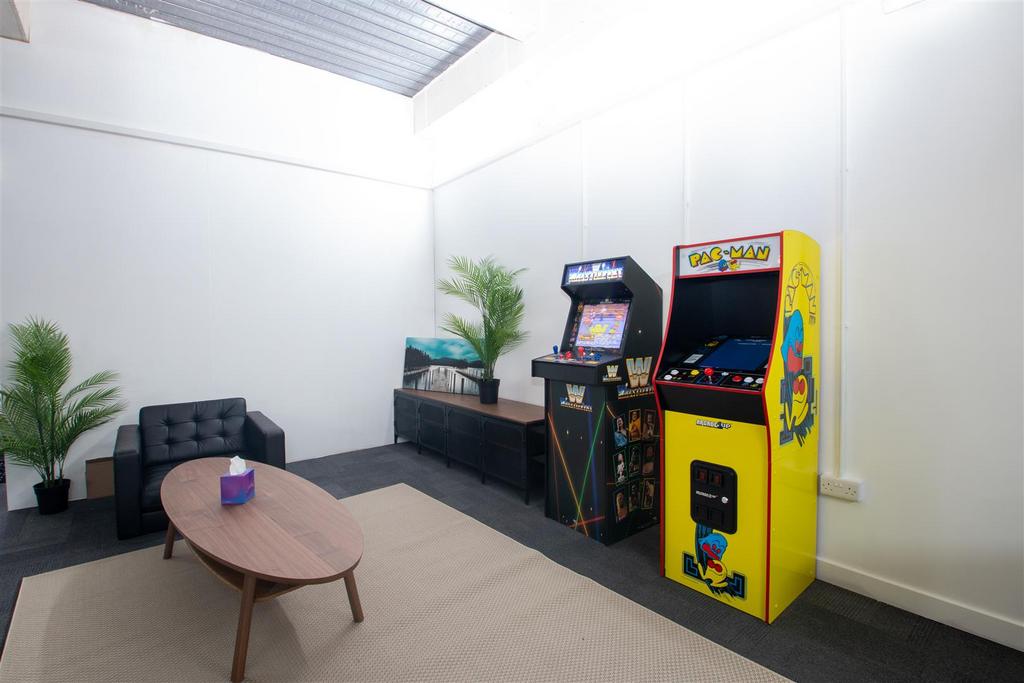 Gamesroom 3.jpg