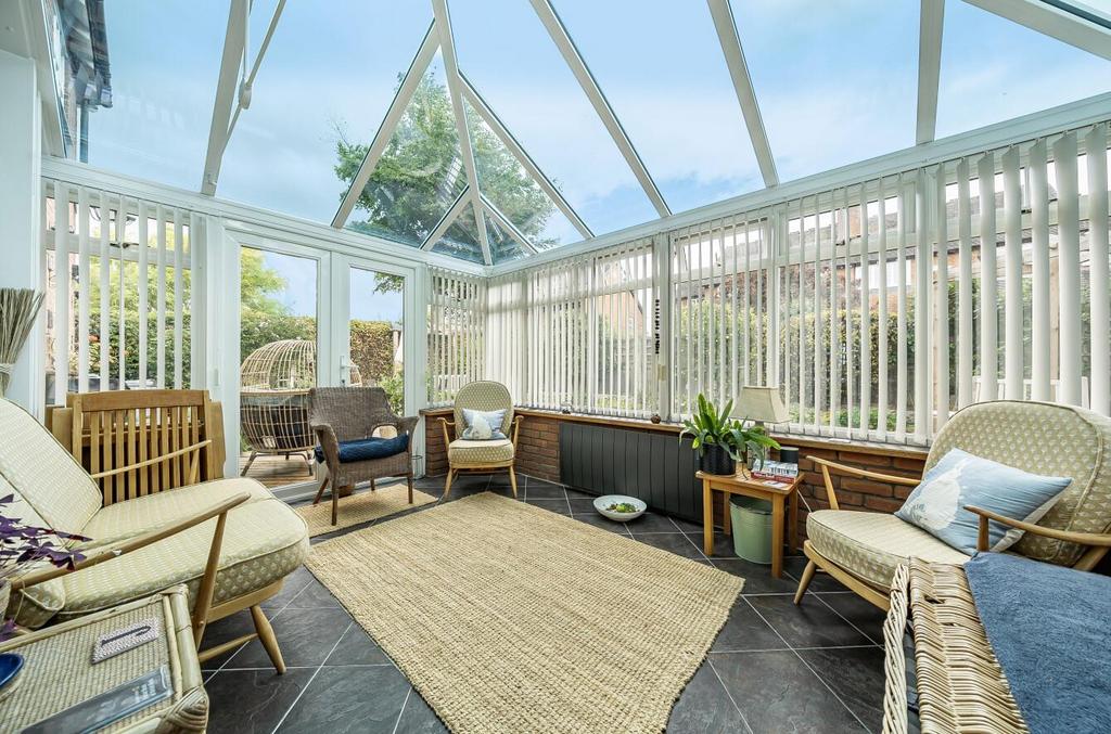 Gardenroom.jpg