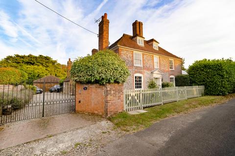 Cellar Hill Farm House Cellar Hill, Lynsted, Sittingbourne, ME9 9QY