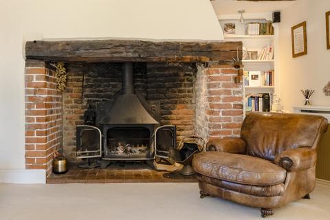 Cellar Hill Farm House Cellar Hill, Lynsted, Sittingbourne, ME9 9QY