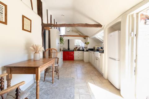 Cellar Hill Farm House Cellar Hill, Lynsted, Sittingbourne, ME9 9QY