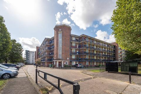 Randisbourne Gardens, Beckenham Hill, London, SE6