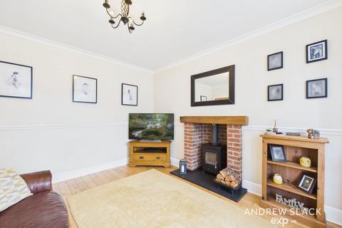3 bedroom detached house for sale, Southwell Road East, Mansfield NG21