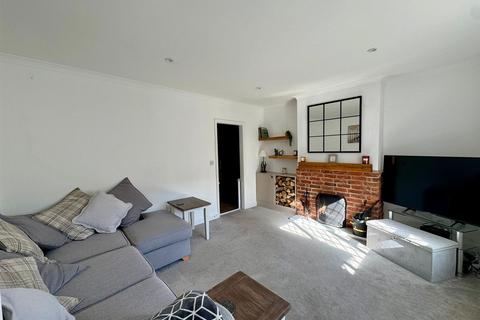 3 bedroom semi-detached house for sale, Cold Harbour Lane, Farnborough GU14