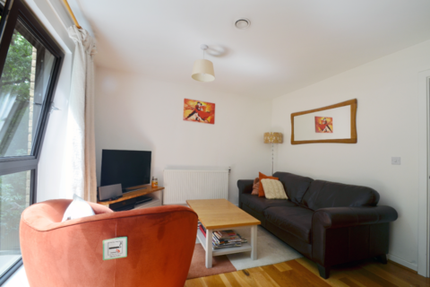 2 bedroom apartment for sale, at Chiltonian Mews, 9 Staplehurst Road, London SE13