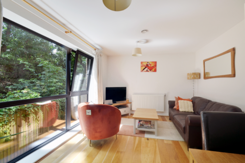 at Chiltonian Mews, 9 Staplehurst Road, London SE13