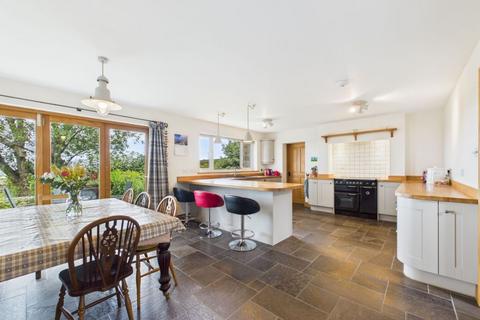 4 bedroom detached house for sale, Foss Way, Ugglebarnby
