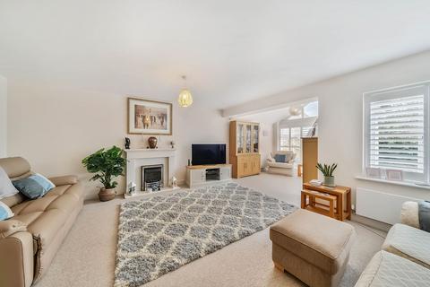 2 Willow Mews, Caterham, CR3 5WJ