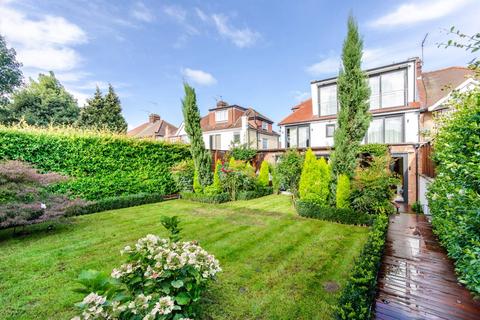 Cairnfield Avenue, Neasden, London, NW2