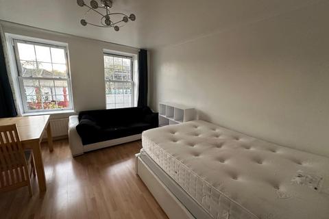 2 bedroom flat to rent, Holloway Road, N7 Area